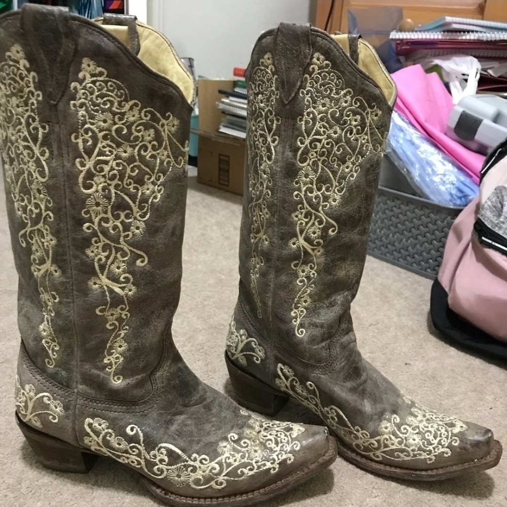 Corral Brown And Cream Embroidered Heeled Boots - image 1